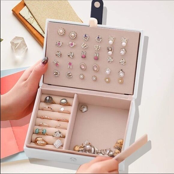 Small Travel Jewelry Box Organizer - Picture 6 of 8